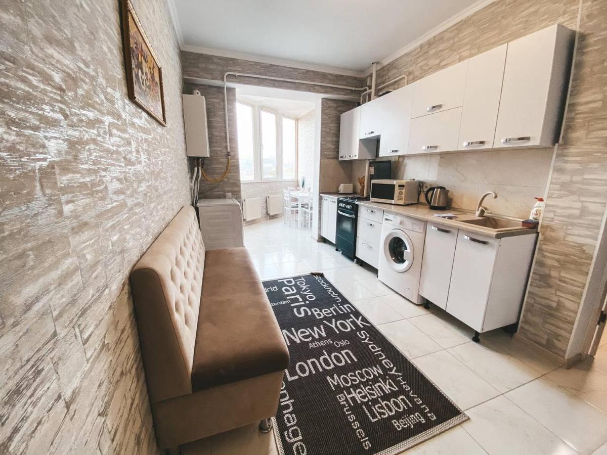 Luxury Sky Apartment Chişinau Exteriör bild