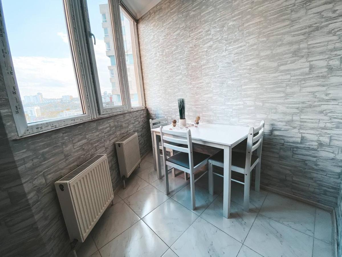 Luxury Sky Apartment Chişinau Exteriör bild